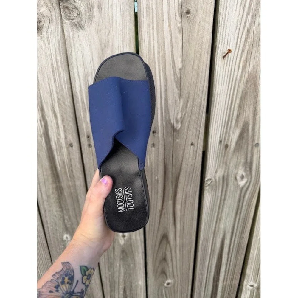 Vintage Brats 90s Mootsies Tootsies Platform Sandals Womens 9 Navy Blue Wedge